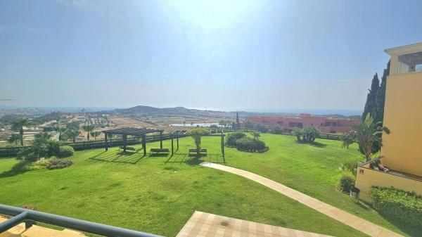 Venta de piso en Piso en Calaburra - Chaparral, Mijas, Mijas
 photo 2