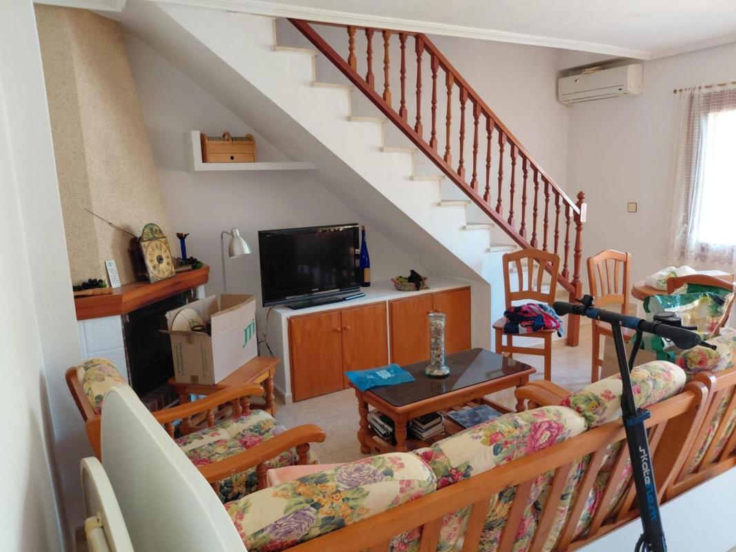 Продажа таунхауса в  Chalet adosado en Calle Ramon Tabuenca, Torre de la Horadada, Pilar de la Horadada , Пилар де ла Орадада photo 4