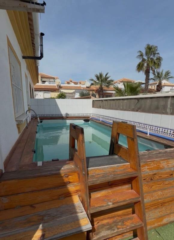 Sprzedaż szeregowego domku w Chalet adosado en Calle Júpiter, 118, La Florida, Orihuela , Orihuela photo 5