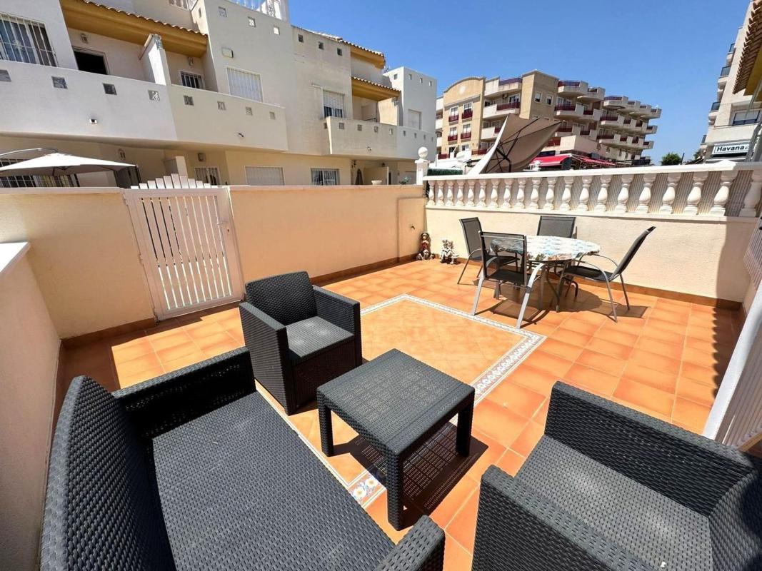 Sale of townhouse in  Chalet adosado en Calle del Mar, Aguamarina, Orihuela , Orihuela photo 2