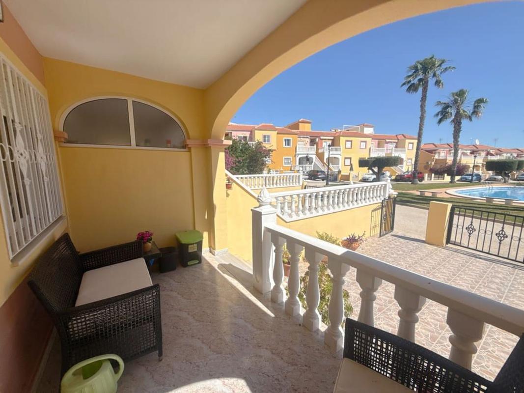 Sprzedaż szeregowego domku w Chalet adosado en Calle Talco, La Regia, Orihuela , Orihuela photo 4