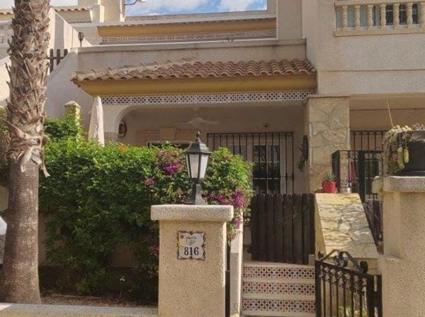 Chalet adosado en Plaza Ramblas la R-1, 25, Las Ramblas, Orihuela photo 1