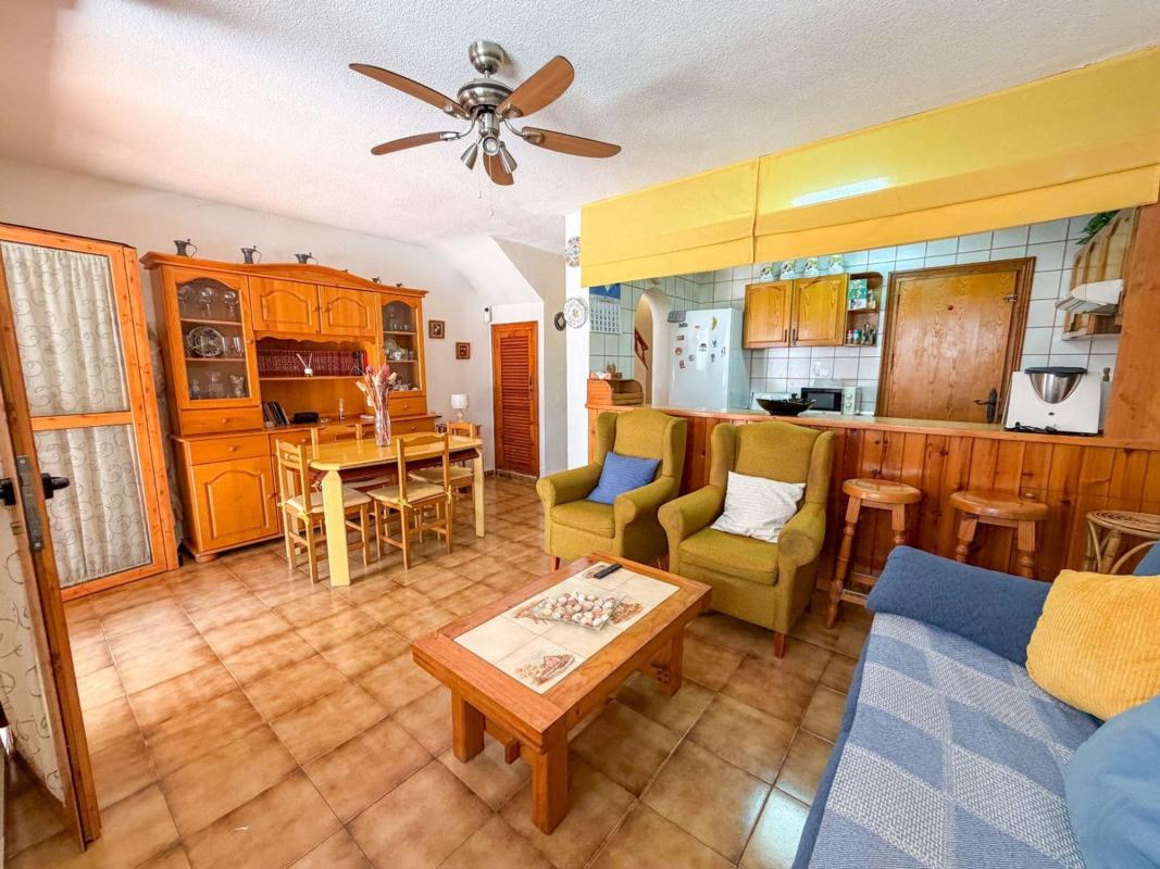 Sprzedaż szeregowego domku w  Chalet adosado en Calle Jazmines, Playa Flamenca, Orihuela , Orihuela photo 3