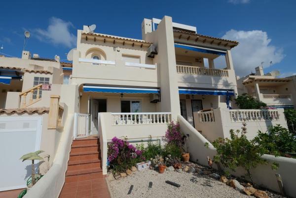 Chalet adosado en Las Ramblas, Orihuela photo 1