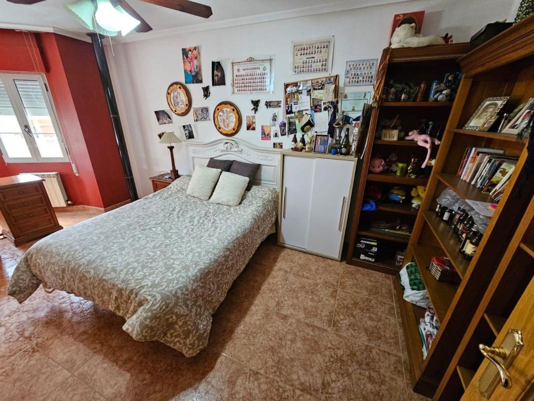 Продажа таунхауса в Chalet adosado en Calle Ramón y Cajal, Dolores , Долорес photo 5
