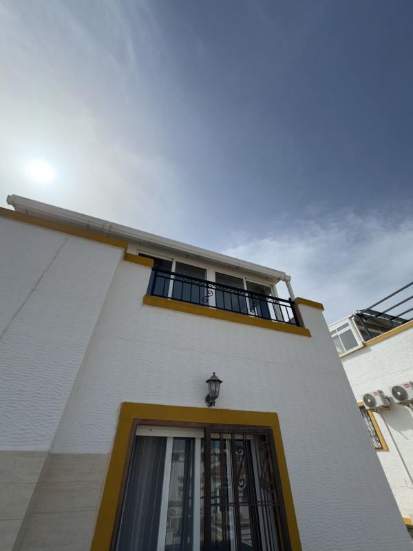 Продажа таунхауса в  Chalet adosado en San Fulgencio , Сан-Фульхенсио photo 3