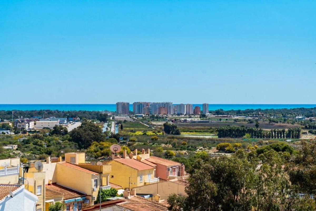 Properties for sale and rent in Spain photo 5