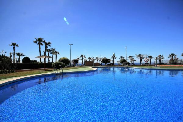 Chalet adosado en Calle Fuego, 7, Aguamarina, Orihuela thumbnail 1