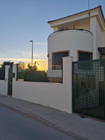 Chalet pareado en Calle Miguel de Cervantes, 4, Benferri photo 1