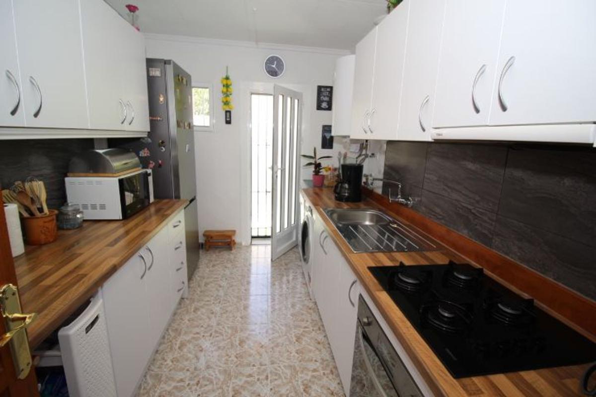 Sprzedaż szeregowego domku w  Chalet adosado en Calle del Bosque, San Fulgencio , San Fulgencio photo 4