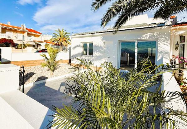 Chalet adosado en Calle Costa de Garraf, Rojales Hills - Rosa Bungalows, Rojales thumbnail 1