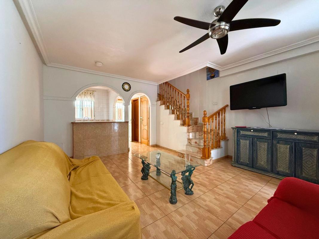 Venta de chalet adosado en  Chalet adosado en Calle Pomelo, Horizonte - La Campana, Orihuela , Orihuela photo 5