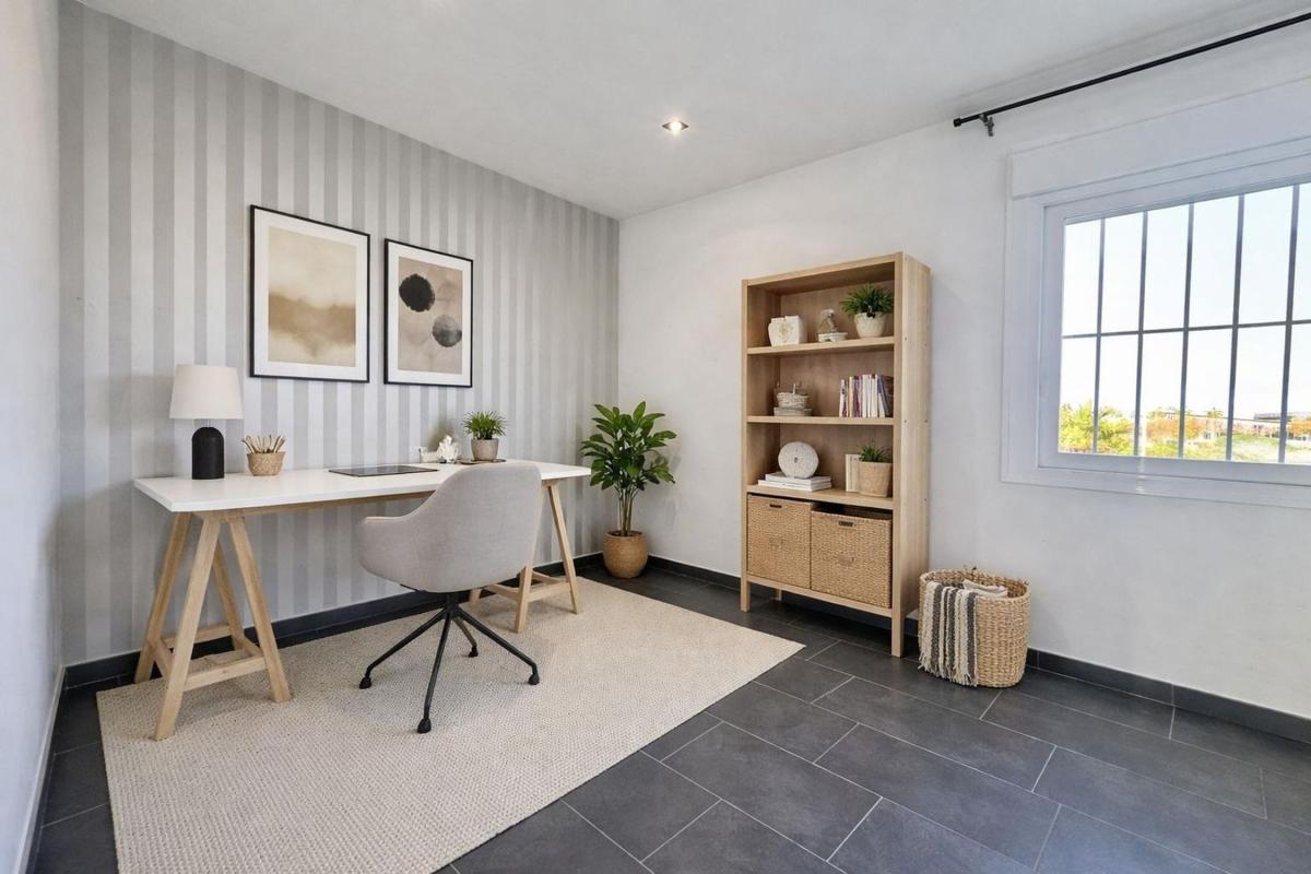 Продажа таунхауса в Chalet adosado en Calle Gines Saura Sanchez, Parque Acuático - Sector 25, Torrevieja , Торревьеха photo 2