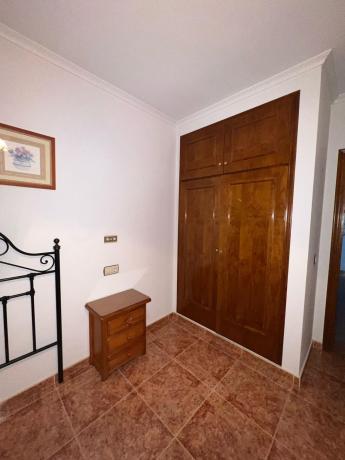 Chalet pareado en Formentera del Segura thumbnail 2