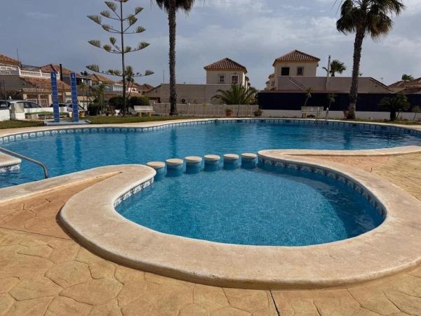 Частный шале на продаже в  Casa o chalet en San Fulgencio, Сан-Фульхенсио photo 3