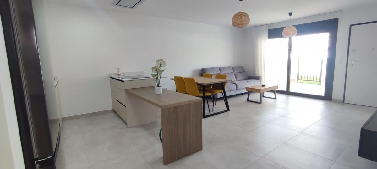 Venta de chalet adosado en  Chalet adosado en Zona Pueblo, Pilar de la Horadada , Pilar de la Horadada photo 3