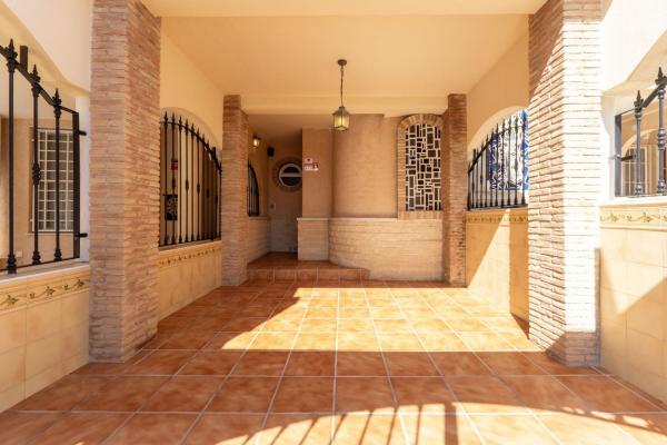 Chalet adosado en Avenida De Francia, Mil Palmeras, Pilar de la Horadada photo 3