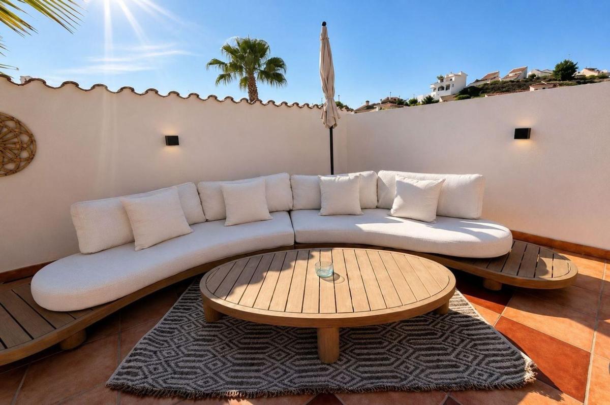 Properties for sale and rent in Spain photo 5