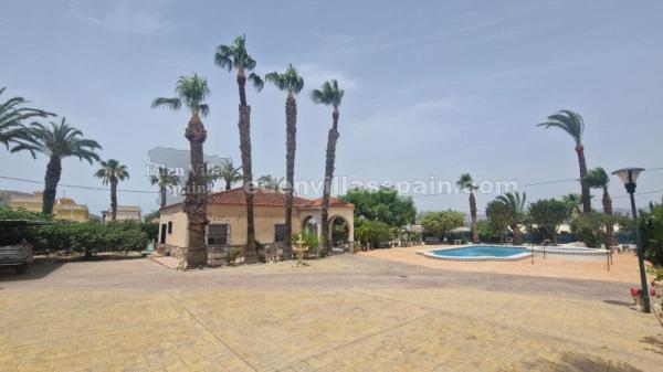 Casa o chalet independiente en Callosa de Segura thumbnail 1