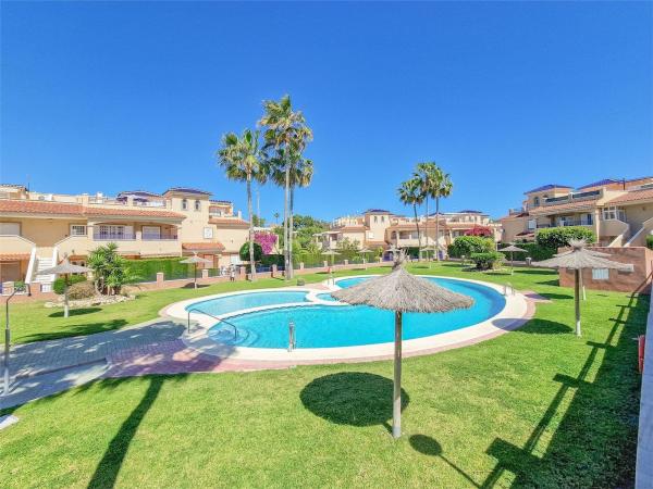Chalet adosado en Calle Río Esla, Mil Palmeras, Pilar de la Horadada photo 4