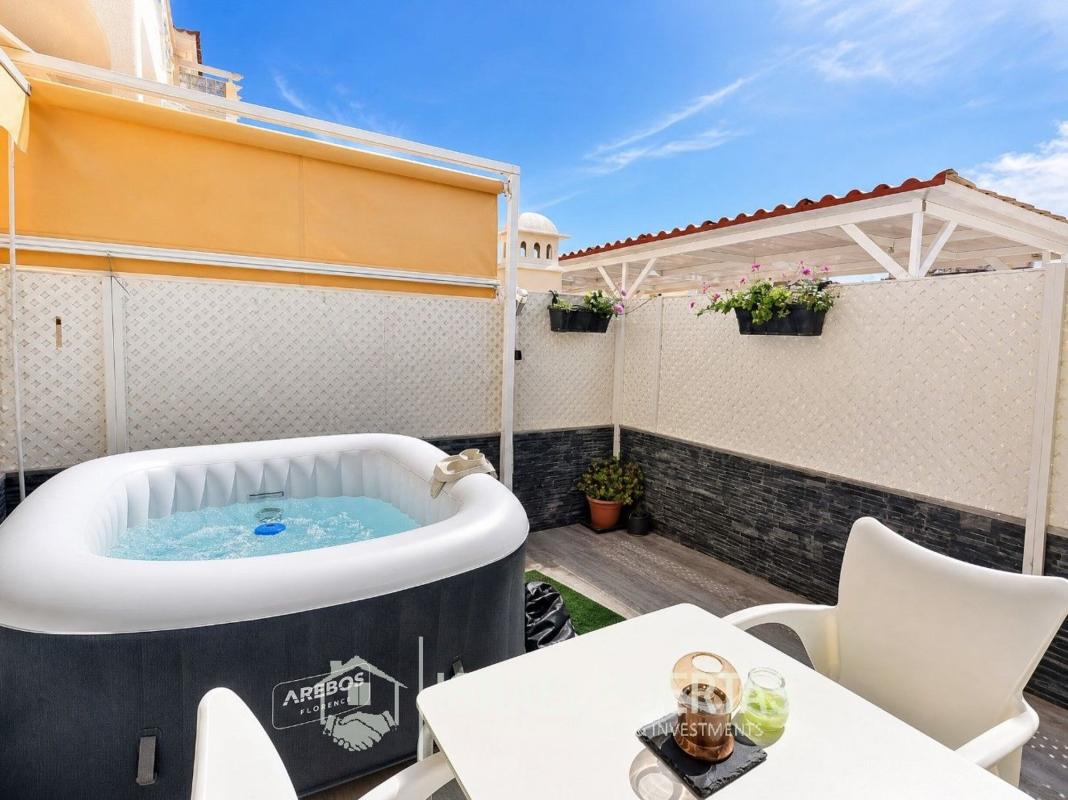 Sale of apartment in Piso en Ancla, 30, Zona Centro Comercial Torrequebrada, Benalmádena, Benalmádena
photo 2