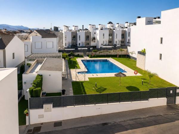 Chalet adosado en Ur-tb-01(tabico Bajo I), Capellanía - Retamar, Alhaurín de la Torre thumbnail 2