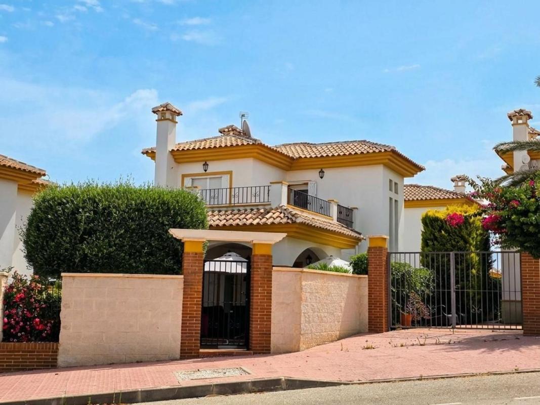 Properties for sale and rent in Spain photo 1