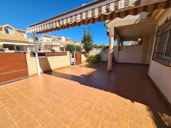 Chalet adosado en CL Mar Del Norte, 11, Torre de la Horadada, Pilar de la Horadada photo 3
