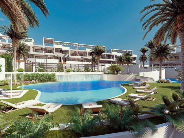 Casa o chalet independiente en Avenida de Denia, Los Balcones - Los Altos del Edén, Torrevieja photo 1