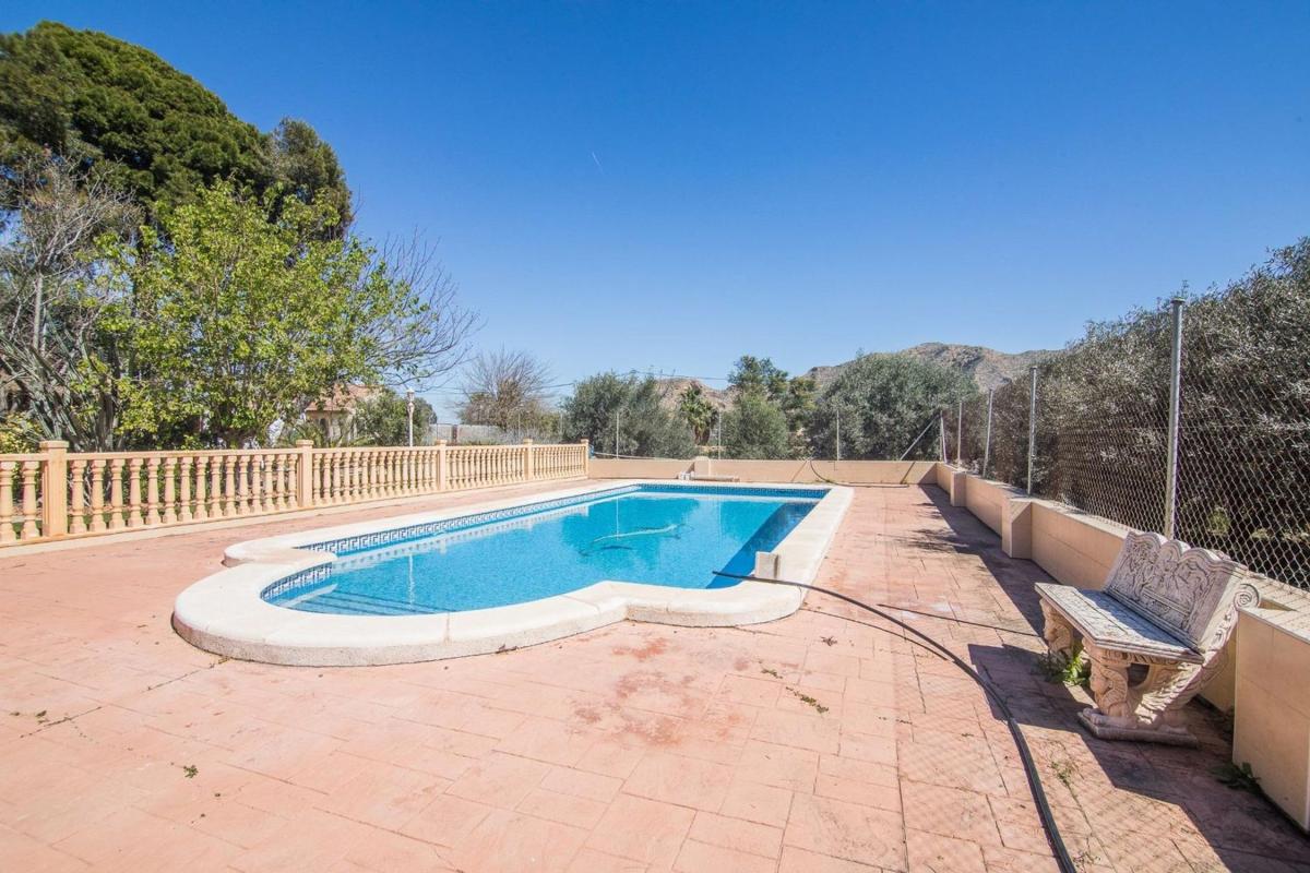Propiedades en venta y alquiler en España photo 5
