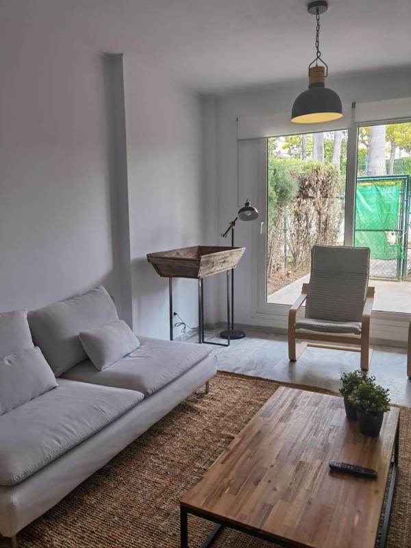 Sprzedaż mieszkania w Piso en Calle José Gómez Díaz, Rodeo Alto-Guadaiza-La Campana, Marbella, Marbella
photo 4