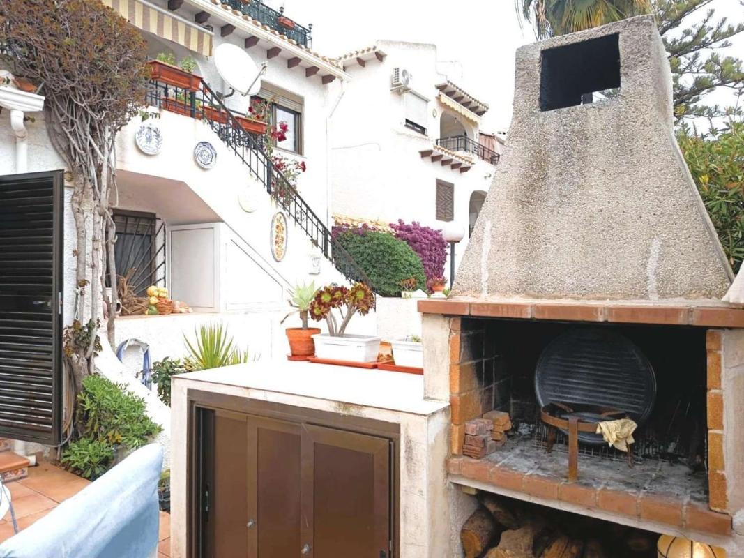 Venta de chalet adosado en  Chalet adosado en Calle Tramontana, Cabo Roig, Orihuela , Orihuela photo 4
