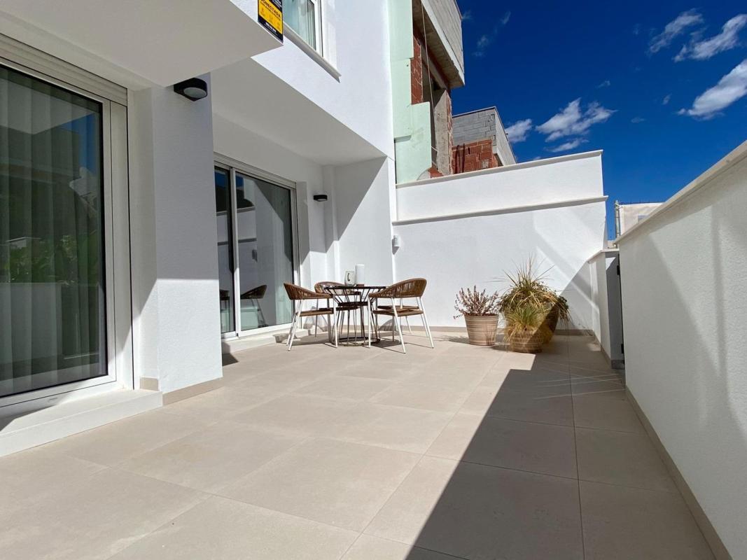 Venta de chalet adosado en Chalet adosado en Zona Pueblo, Pilar de la Horadada , Pilar de la Horadada photo 3