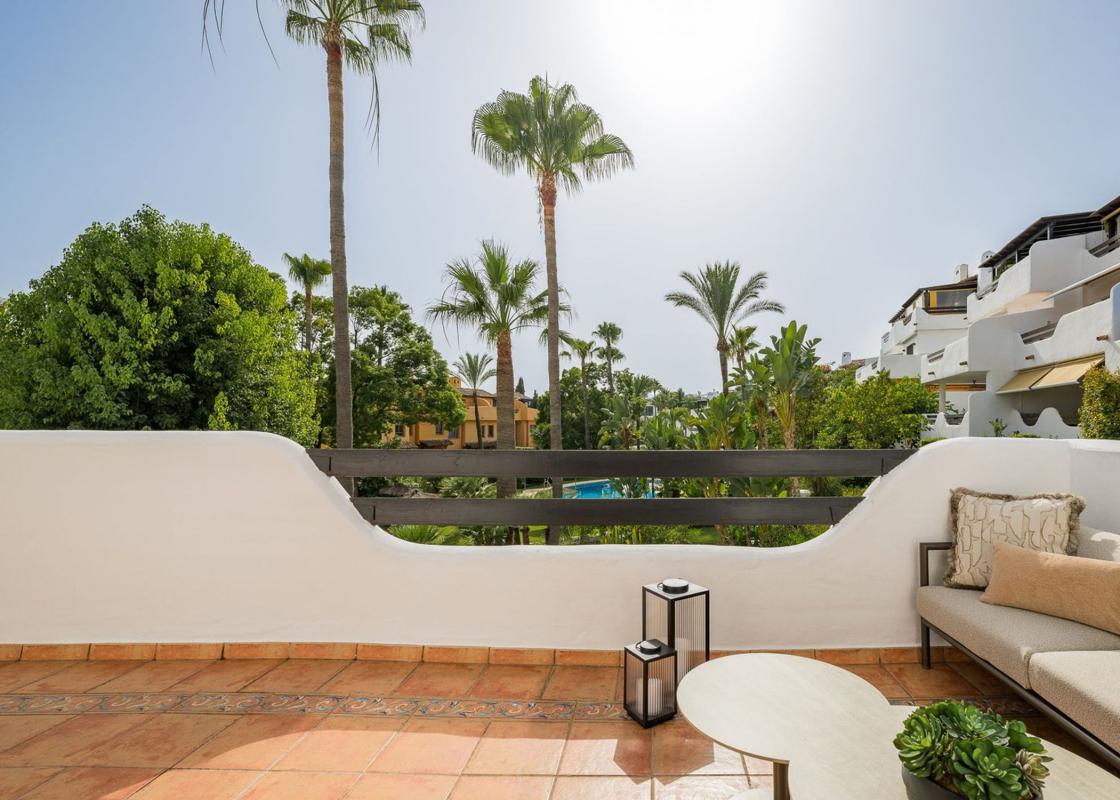 Venta de chalet adosado en Chalet adosado en Urbanizacion La Meridiana s/n, Nagüeles, Marbella , Marbella photo 5
