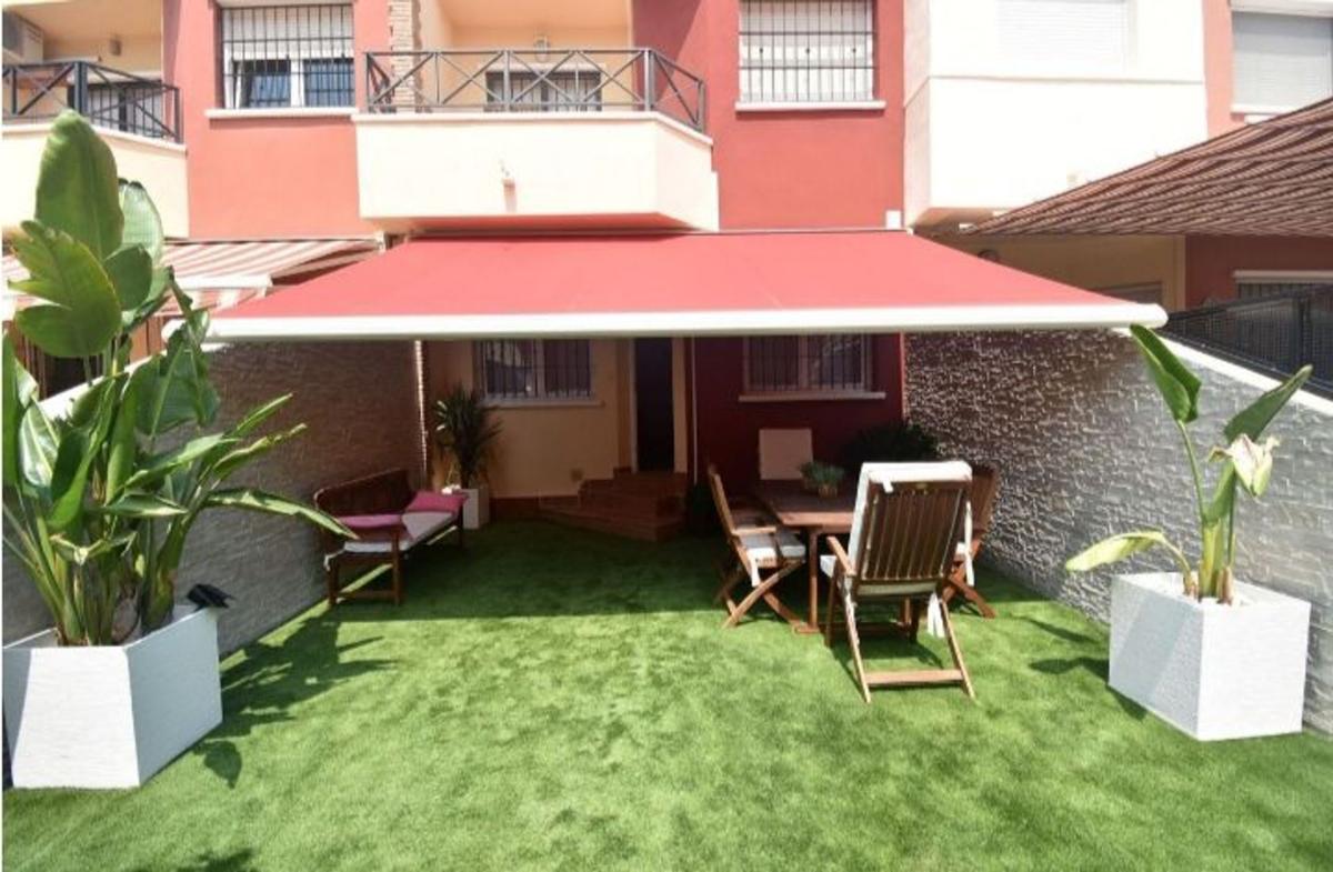 Venta de chalet adosado en  Chalet adosado en Avenida del Mare Nostrum, 103, El Mojón, Pilar de la Horadada , Pilar de la Horadada photo 2