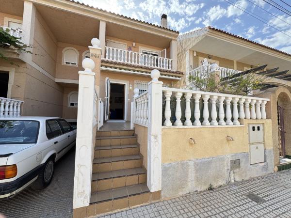 Chalet adosado en Calle Virgen del Pilar s/n, Torre de la Horadada, Pilar de la Horadada photo 1