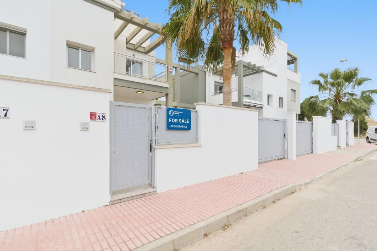 Venta de chalet adosado en  Chalet adosado en Calle Chismosas Cl 2, 1 a, La Chismosa, Orihuela , Orihuela photo 2