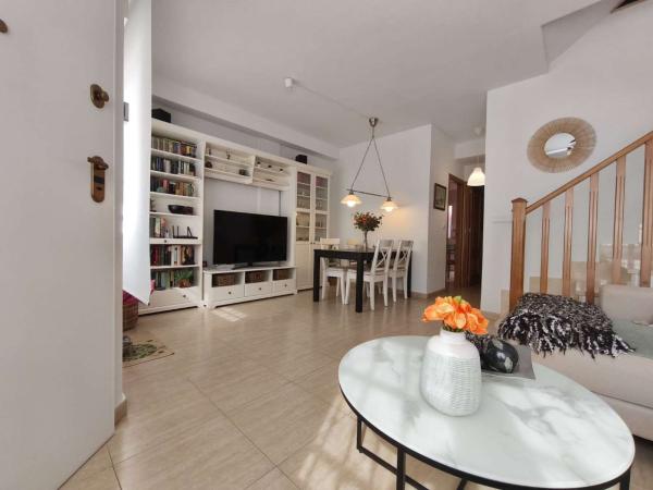 Chalet adosado en Avenida del Mare Nostrum, El Mojón, Pilar de la Horadada photo 3