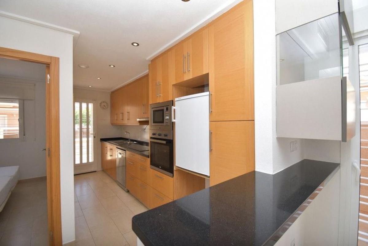 Venta de chalet adosado en Chalet adosado en Zona Pueblo, Pilar de la Horadada , Pilar de la Horadada photo 5
