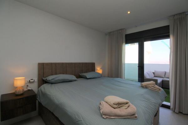 Chalet adosado en Los Balcones - Los Altos del Edén, Torrevieja thumbnail 3