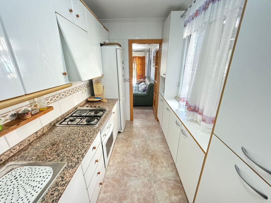 Недвижимость на продажу и в аренду в Испании photo 2