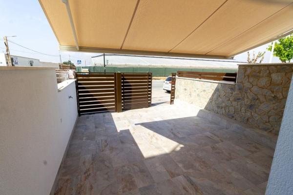 Chalet adosado en Cristo Crucificado, 32, Zona Pueblo, Pilar de la Horadada photo 2