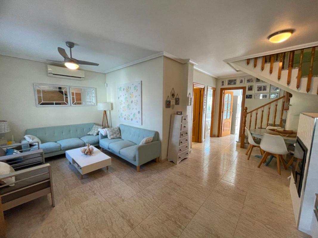 Продажа таунхауса в Chalet adosado en Pueblo Latino, Pilar de la Horadada , Пилар де ла Орадада photo 5