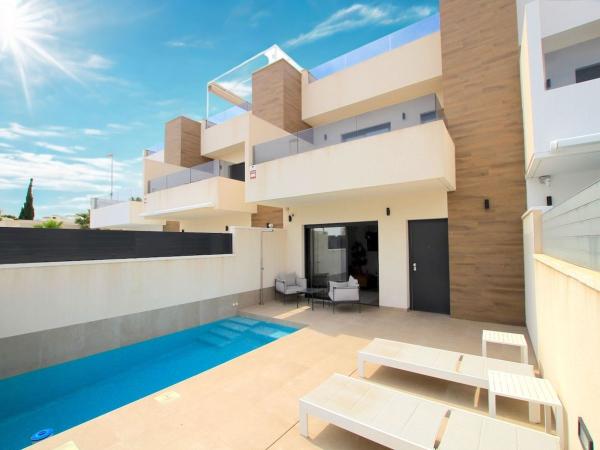 Chalet adosado en Calle Corazón de Jesús, Benijofar photo 1