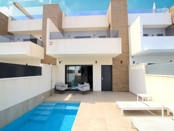 Chalet adosado en Calle Corazón de Jesús, Benijofar thumbnail 2