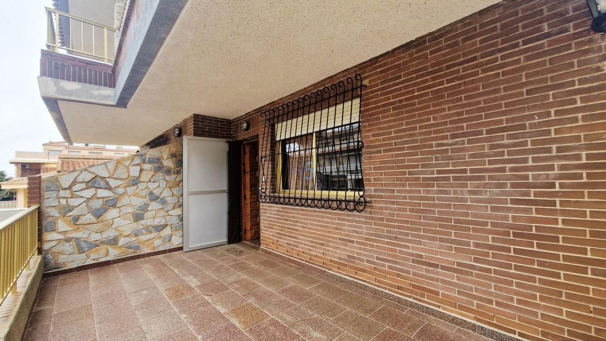 Properties for sale and rent in Spain photo 2