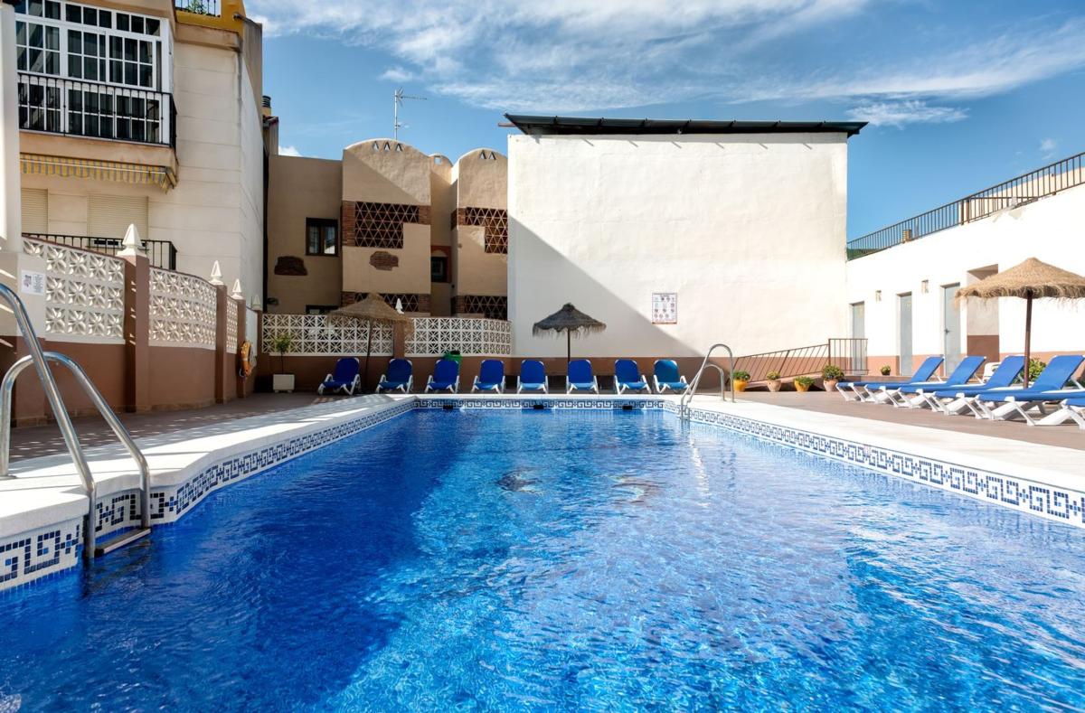 Sprzedaż mieszkania w Piso en Calle Pintor Nogales, Zona Puerto Deportivo, Fuengirola, Fuengirola
photo 4