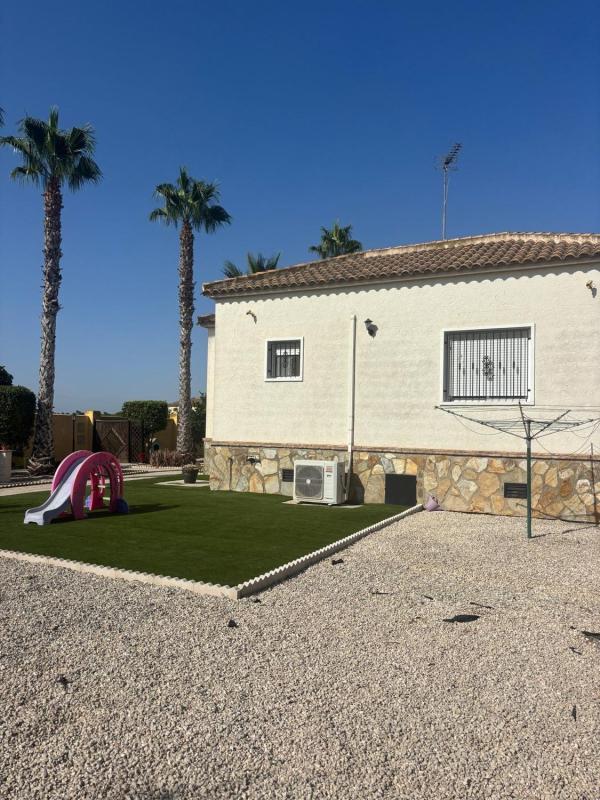 Propiedades en venta y alquiler en España photo 2