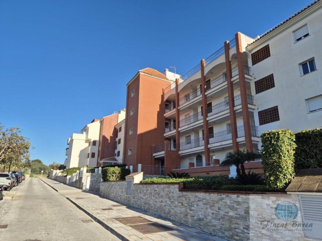 Venta de piso en Piso en Calle Artemisa, Los Pacos, Fuengirola, Fuengirola
photo 4