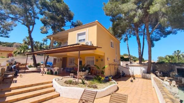 Casa o chalet independiente en Calle Olmo, Pinar de Campoverde, Pilar de la Horadada photo 1